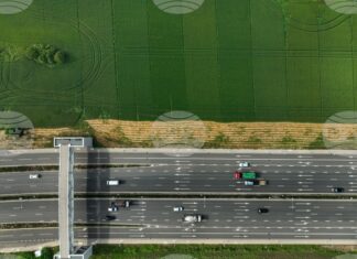 Движението при 78-и км на път I-5 в района на Петко Каравелово се променя заради ремонт на електропровод, съобщи АПИ