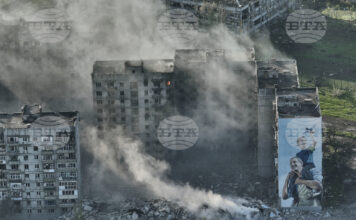 Сграда в Бахмут, мястото на едни от най-тежките боеве през войната.