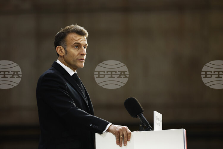 Еманюел Макрон заяви, че работи по план за предотвратяване на война в Ливан