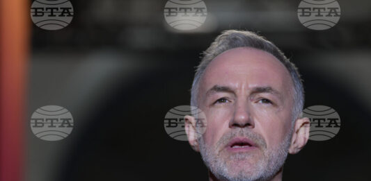 Победителят в местните избори в Париж - социалистът Еманюел Грегоар