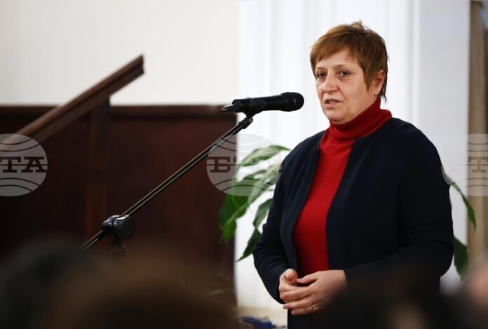 Филмът „Девет глътки свобода" за Новоселското априлско въстание ще предизвика отново емоции, каза председателят на БАН чл.-кор. Евелина Славчева