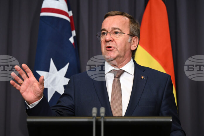 Германия и Австралия задълбочават военното си сътрудничество и планират система за космическо предупреждение