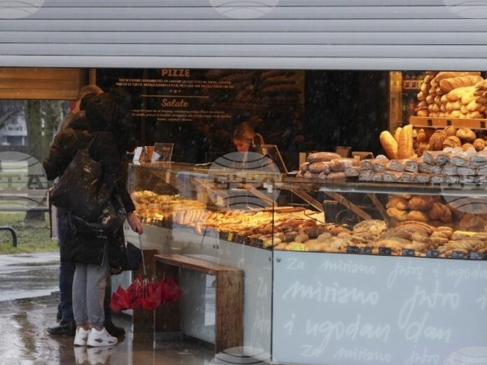 ХИНА: Пазарът на труда се нуждае от нови умения, по-тясна връзка между образованието и бизнеса според проучване на Хърватската търговска камара