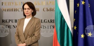 Имаме пълна готовност при първа възможност за постепенното изтегляне на българите, които искат да напуснат региона на Близкия Изток, заяви министър Нейнски