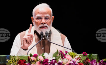 Индия планира изграждането на 100 нови летища и 200 хеликоптерни площадки за засилване на регионалната свързаност