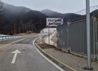 Интензивен е трафикът на ГКПП „Капитан Андреево“ и „Лесово“ на изход за товарни автомобили