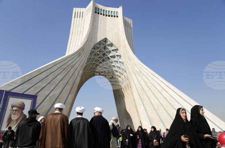 Иран изстреля ракети по база на Великобритания и САЩ в Индийския океан, предаде иранската новинарска агенция Мехр