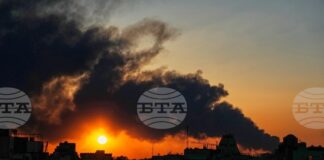 Израел нанесе удари по складове за гориво в Техеран, съобщиха израелските военновъздушни сили