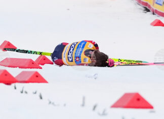 Йоханес Клаебо падна тежко в домашното състезание в Драмен и бе откаран в болница