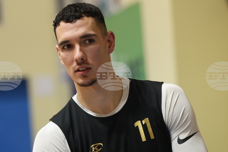 Йордан Минчев и клубният му тим Кемниц прекъснаха победната си серия в баскетболната Бундеслига