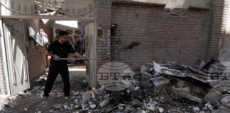 Катарската телевизия „Ал Араби“ предаде, че кореспондентското ѝ бюро в Техеран е било повредено при въздушен удар