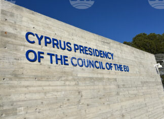 Кипърското председателство на Съвета на ЕС отложи министерски срещи заради ситуацията в Близкия изток и смущенията в полетите