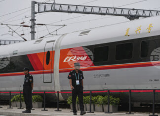 Китай и Северна Корея възобновяват директната железопътна връзка Пекин-Пхенян