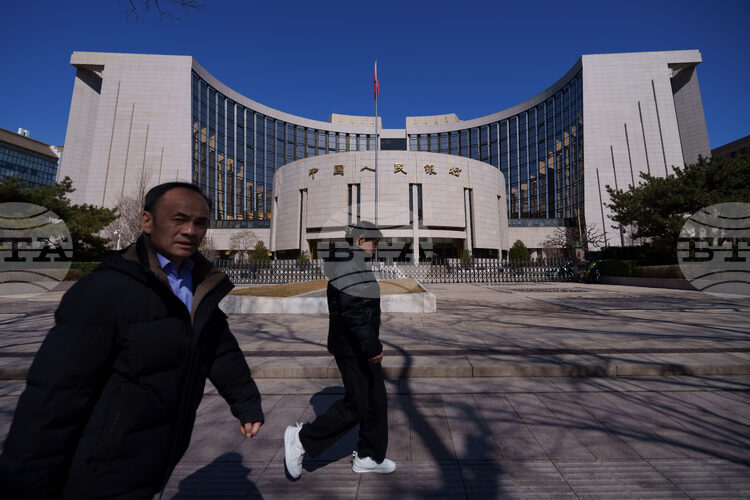 Китай трябва да балансира между ускоряващата се инфлация и нарастващите рискове за растежа, предупреди съветник на централната банка