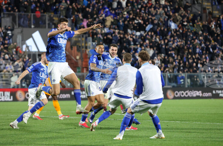 Комо надигра Рома за четвъртата си поредна победа в Серия "А"