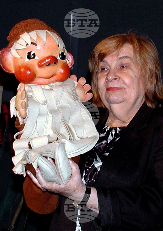 Кончината на Слава Рачева е голяма загуба за България, каза министър Найден Тодоров