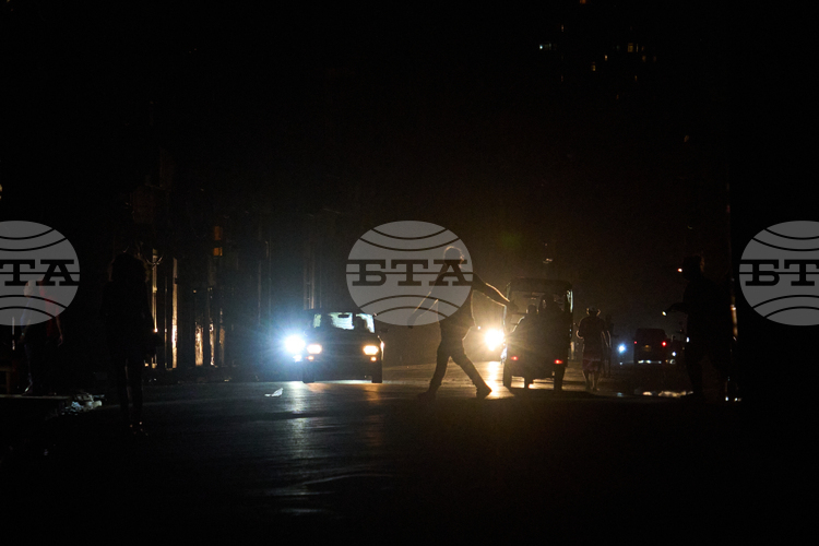 Куба обяви, че енергийната мрежа се е възстановила след големия срив