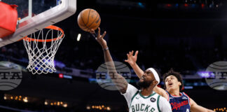 ЛА Клипърс постигна убедителен успех срещу Милуоки в мач от НБА