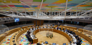 Лидерите на ЕС настояват за минимална възраст за потребителите на социалните мрежи