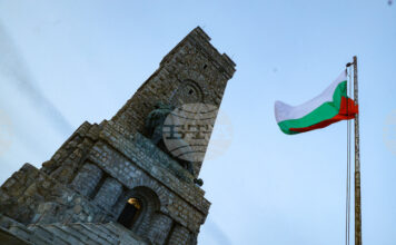 Паметника на свободата на връх Шипка