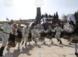 С тържествена церемония край Паметника на свободата на връх Шипка беше отбелязан националният празник БТА, Връх Шипка (3 март 2026)