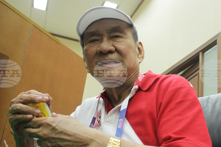 Милиардерът, който покровителстваше италианския футболен клуб Комо Майкъл Хартоно, почина на 86-годишна възраст