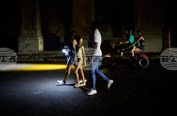 Москва изрази готовност да помогне на Куба, без да упоменава изрично доставките на руски петрол