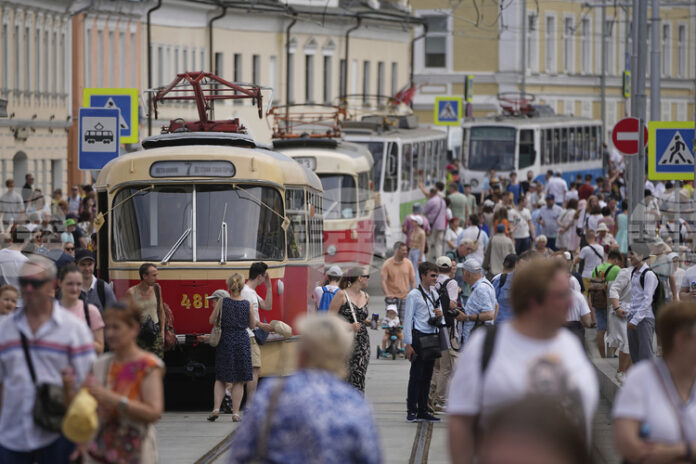 Най-малко 22 са пострадалите при сблъсък между два московски трамвая Най-малко 22 са пострадалите при сблъсък между два московски трамвая