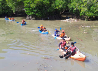 Най-малко двама души загинаха при наводнения на индонезийския остров Бали