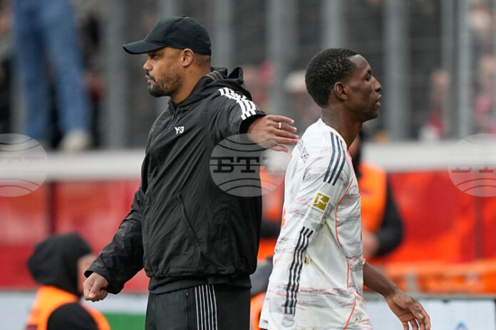 Нападателят на Байерн Джаксън е наказан за два мача от Бундеслигата