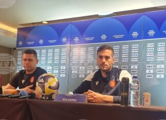 Нападателят Владимир Николов е щастлив, че е вкарал гол за България и подкрепи Тонислав Йорданов Нападателят Владимир Николов е щастлив, че е вкарал гол за България и подкрепи Тонислав Йорданов