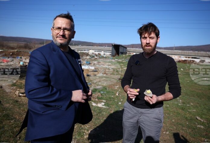 ОБНОВЕНА Информация за незаконен внос на животни от Румъния и за разкрита незаконна кланица в Ихтиман изнесе министър Иван Христанов