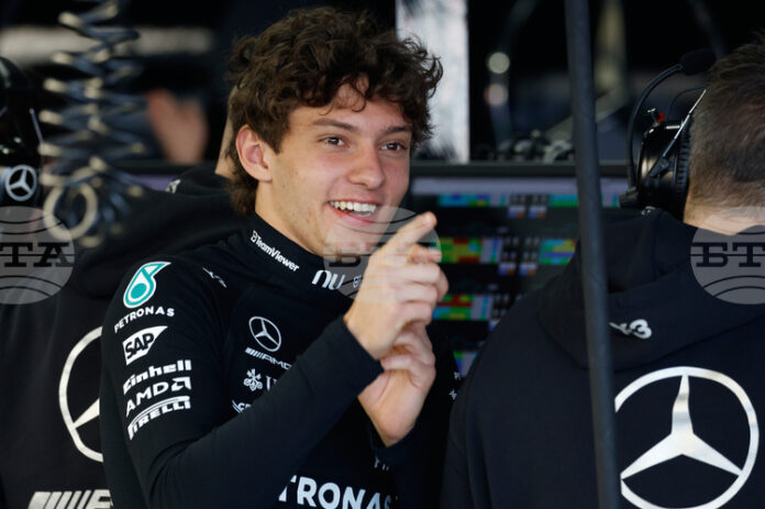 ОБНОВЕНА Пилотът на Мерцедес Кими Антонели спечели полпозишън за Гран при на Япония във Формула 1