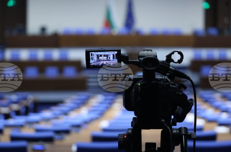 Очаква се промените в т.нар. удължителен закон за бюджета да влязат на второ четене в пленарната зала