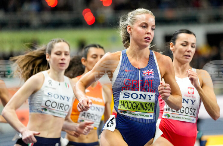 Олимпийската шампионка Кийли Ходжкинсън е останала без екипировката си и е взела назаем шпайкове преди състезанието на 800 метра в Торун