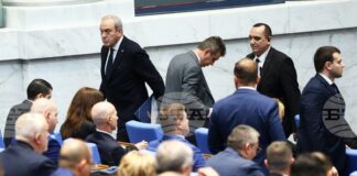 Отлага се предвиденото за днес изслушване в парламента за ескалиращите разходи за планови ремонти на пети и шести блок на АЕЦ "Козлодуй"