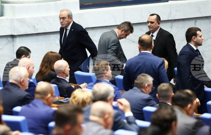 Отлага се предвиденото за днес изслушване в парламента за ескалиращите разходи за планови ремонти на пети и шести блок на АЕЦ "Козлодуй"