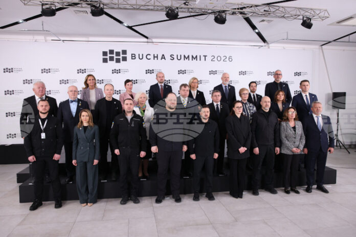 Отсега трябва да се работи за следвоенното възстановяване на Украйна Отсега трябва да се работи за следвоенното възстановяване на Украйна и да се помогне на украинския народ да изгради модерна икономика, заяви Рая Назарян