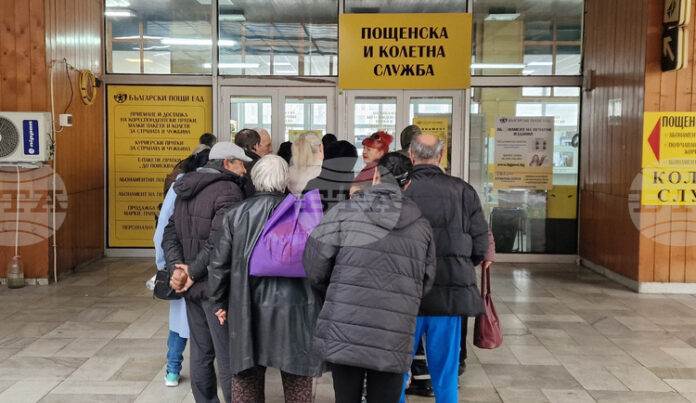 Пенсиите на 355 хиляди работещи пенсионери ще бъдат преизчислени от 1 април