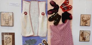 По повод 8 март в Омуртаг е подредена изложба-базар под надслов „Красота, създадена от женските ръце“