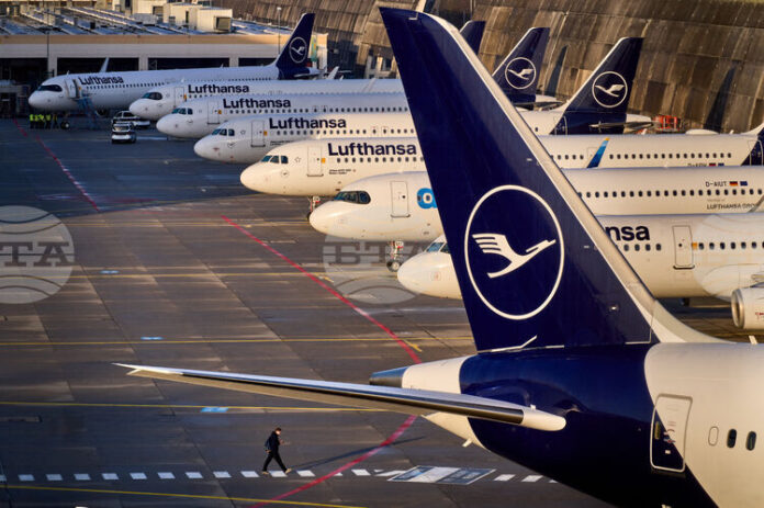 Полетите на „Луфтханза“ се върнаха към нормалния си график, съобщиха от компанията,