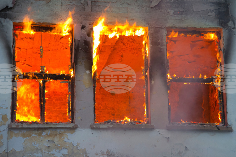 Потушени са общо 104 пожара в страната през изминалото денонощие, един човек е пострадал