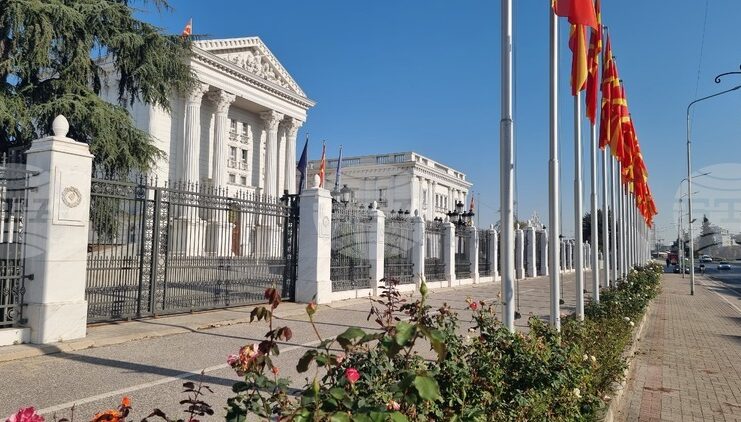 Правителството на Северна Македония намали ДДС върху горивата и освободи мазут от държавния резерв