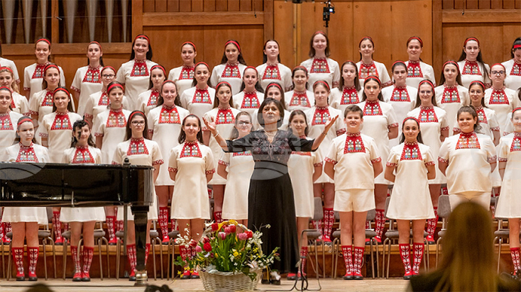 Премиерата на новия филм за Детския радиохор на БНР „Облечени в музика“ ще се състои днес в кино „Люмиер"