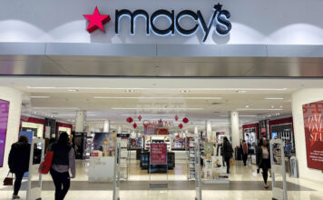 Продажбите на дребно в САЩ бележат по-малък от очаквания спад през януари