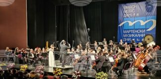 "Мартенските музикални дни" в Русе бяха закрити с концерт на Русенската филхармония, маестро Димитър Косев и цигуларката Лия Петрова