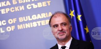 Разпоредил съм проверка по темата с Иво Аръков и очаквам нейния резултат, каза служебният министър на културата Найден Тодоров