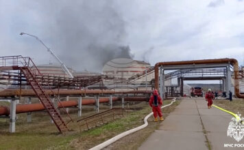 Ройтерс: Петролната рафинерия в руския град Кириши - една от най-големите в страната, е преустановила работа след украински удари с дронове