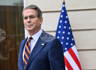 САЩ имат достатъчно пари за войната с Иран, заяви министърът на финансите Скот Бесънт