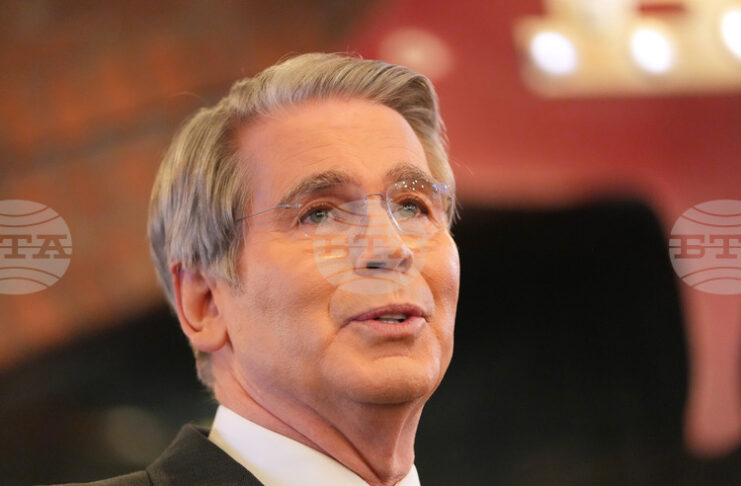 САЩ вероятно ще повишат временните мита върху вноса на 15 на сто още тази седмица, заяви Скот Бесънт